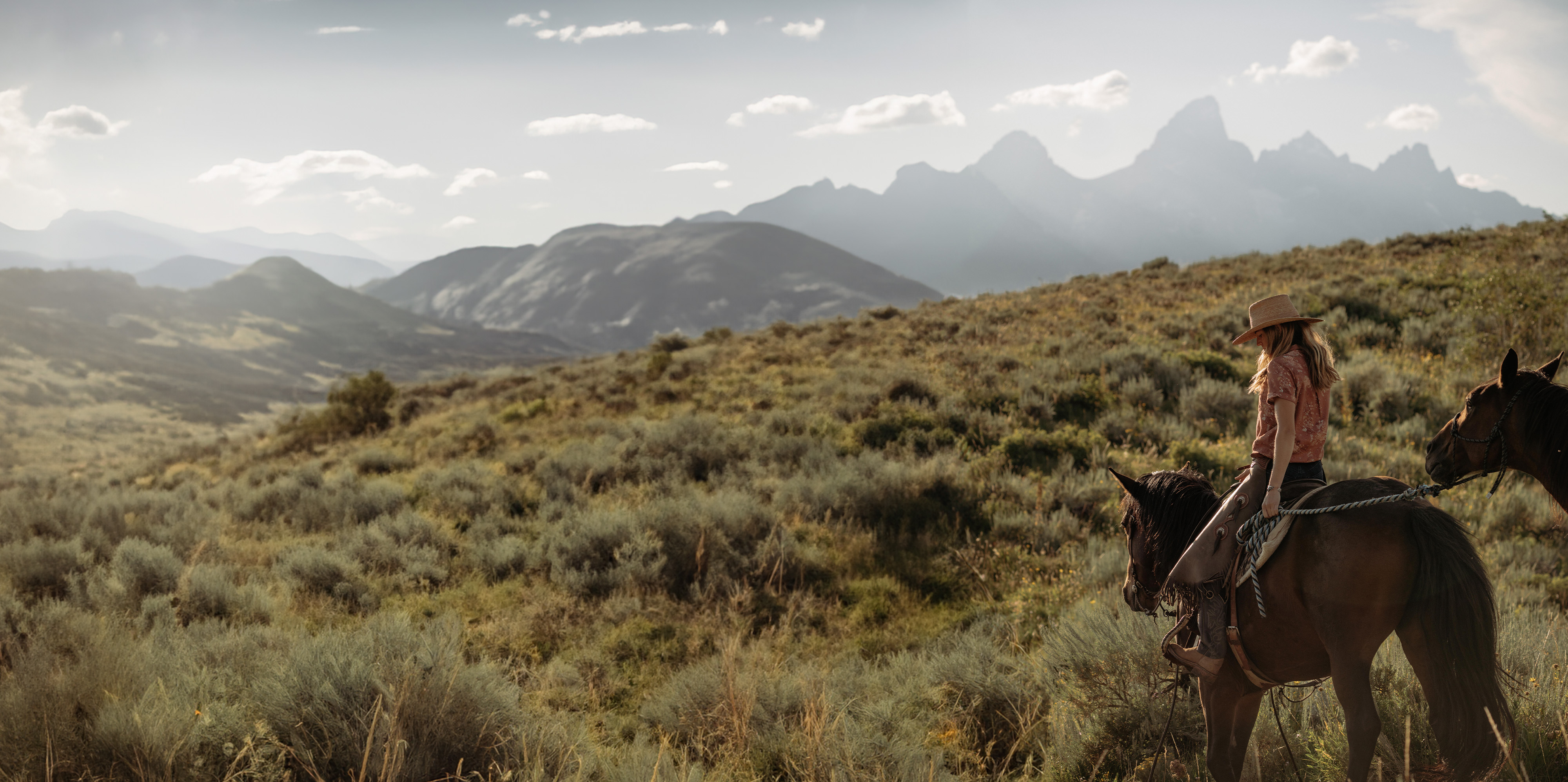 A woman on the horse