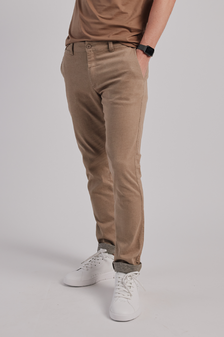 calça chino
